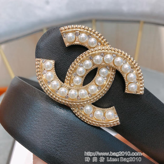 CHANEL香奈兒 18新款 CC珍珠水鑽扣 精品光滑優雅皮帶 上身效果巨好 奢華經典 小紅書火爆款   xfp1039